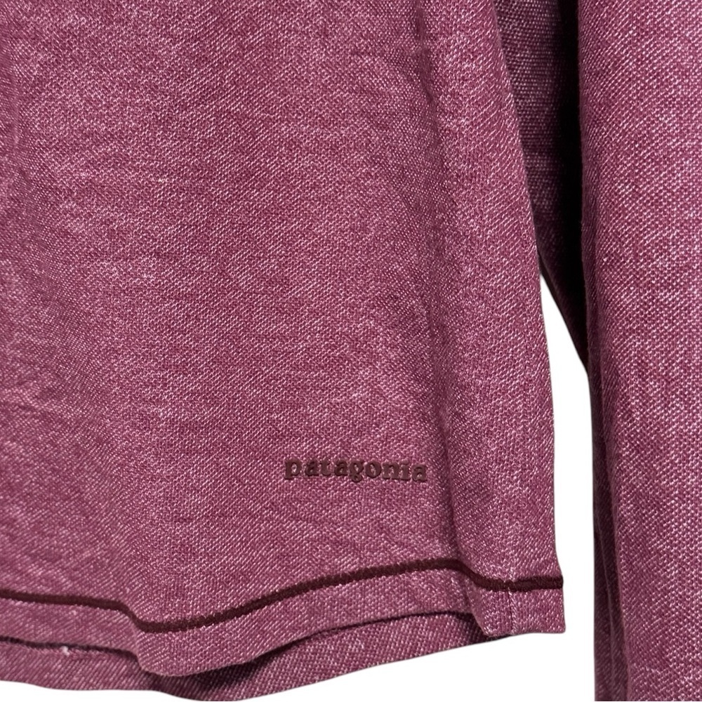 069 PATAGONIA Women’s Organic Cotton Henley Long Sleeve Shirt - Purple, Large - Picture 5 of 8